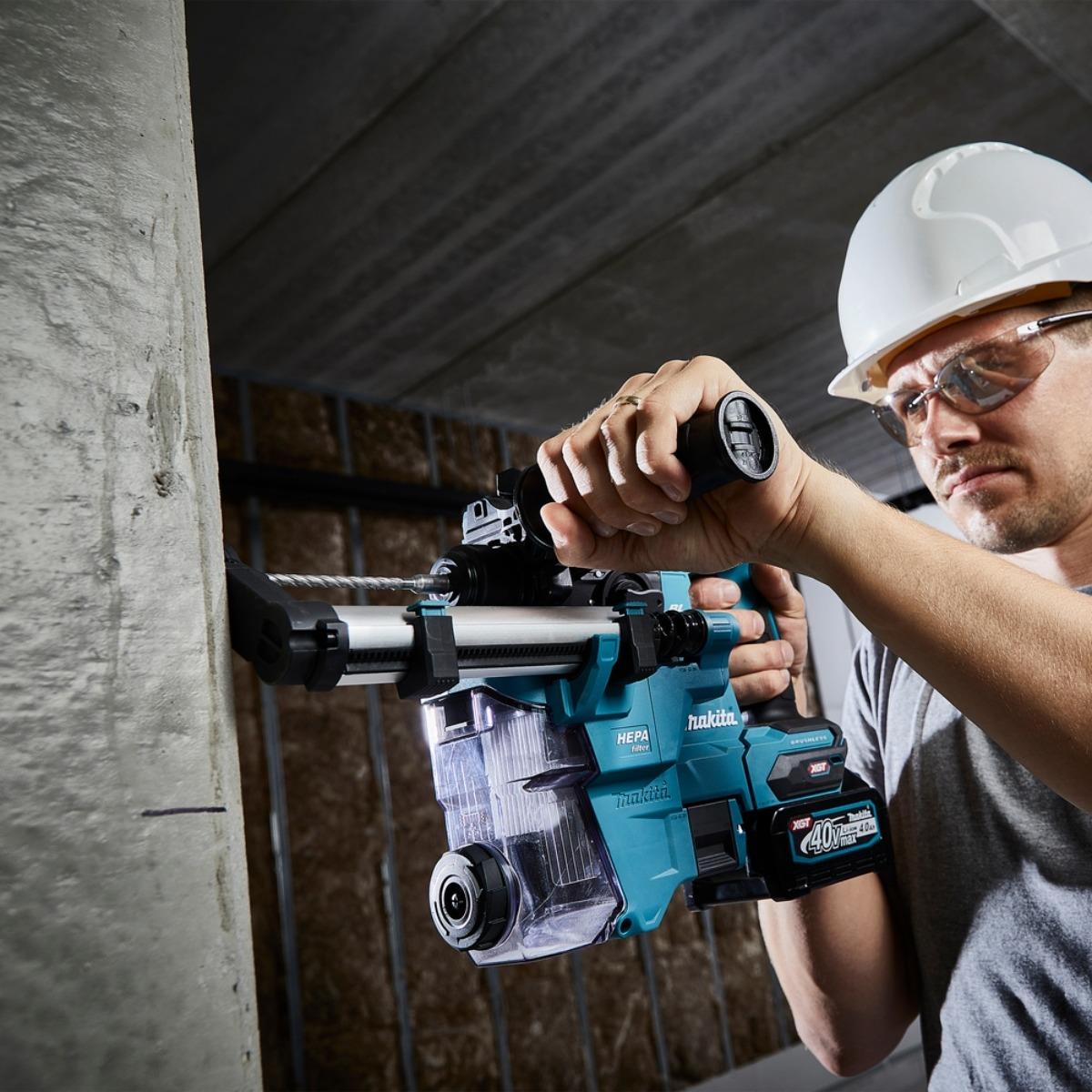 Makita HR010GZ 40V Max XGT Brushless SDS-PLUS Rotary Hammer Drill with 2 x 5.0Ah Battery & Charger